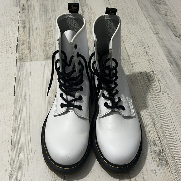 Dr. Martens White Combat Boots Size 8 - Picture 2 of 10